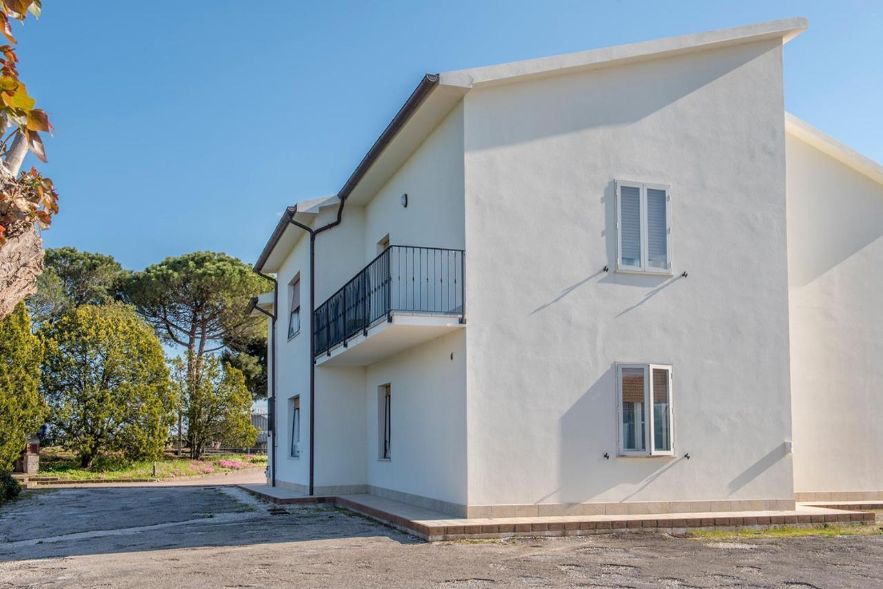 A11 - Varano, Delizioso Trilocale Con Giardino Анкона Екстер'єр фото