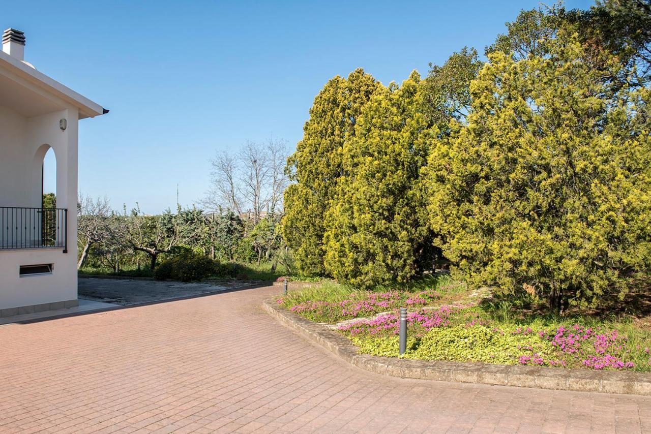 A11 - Varano, Delizioso Trilocale Con Giardino Анкона Екстер'єр фото
